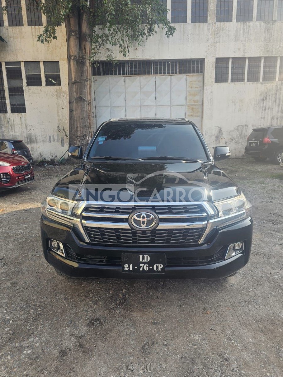 Toyota Land Cruiser Gasolina Angocarro