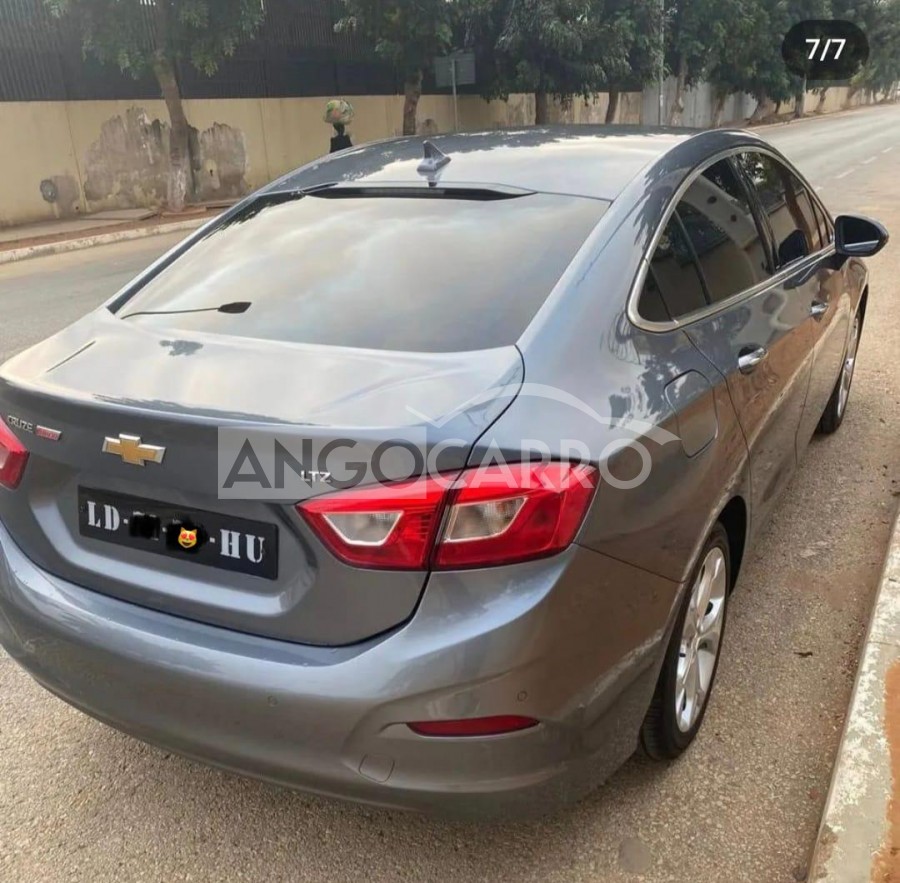 Chevrolet Cruze 2017 (Gasolina) - Angocarro