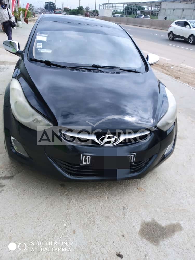 Hyundai Elantra 2014 (Gasolina) - Angocarro