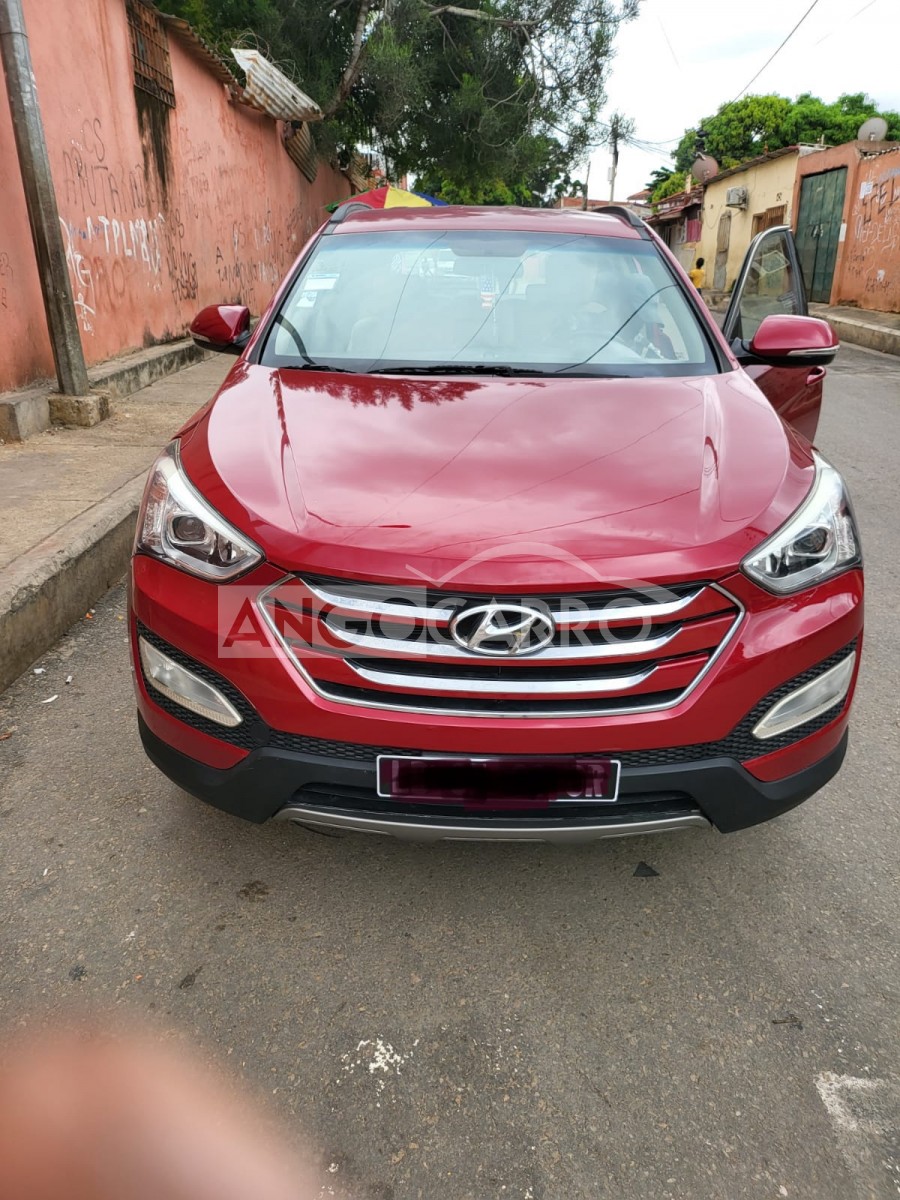 Hyundai Santa Fe 2015 (Gasolina) - Angocarro