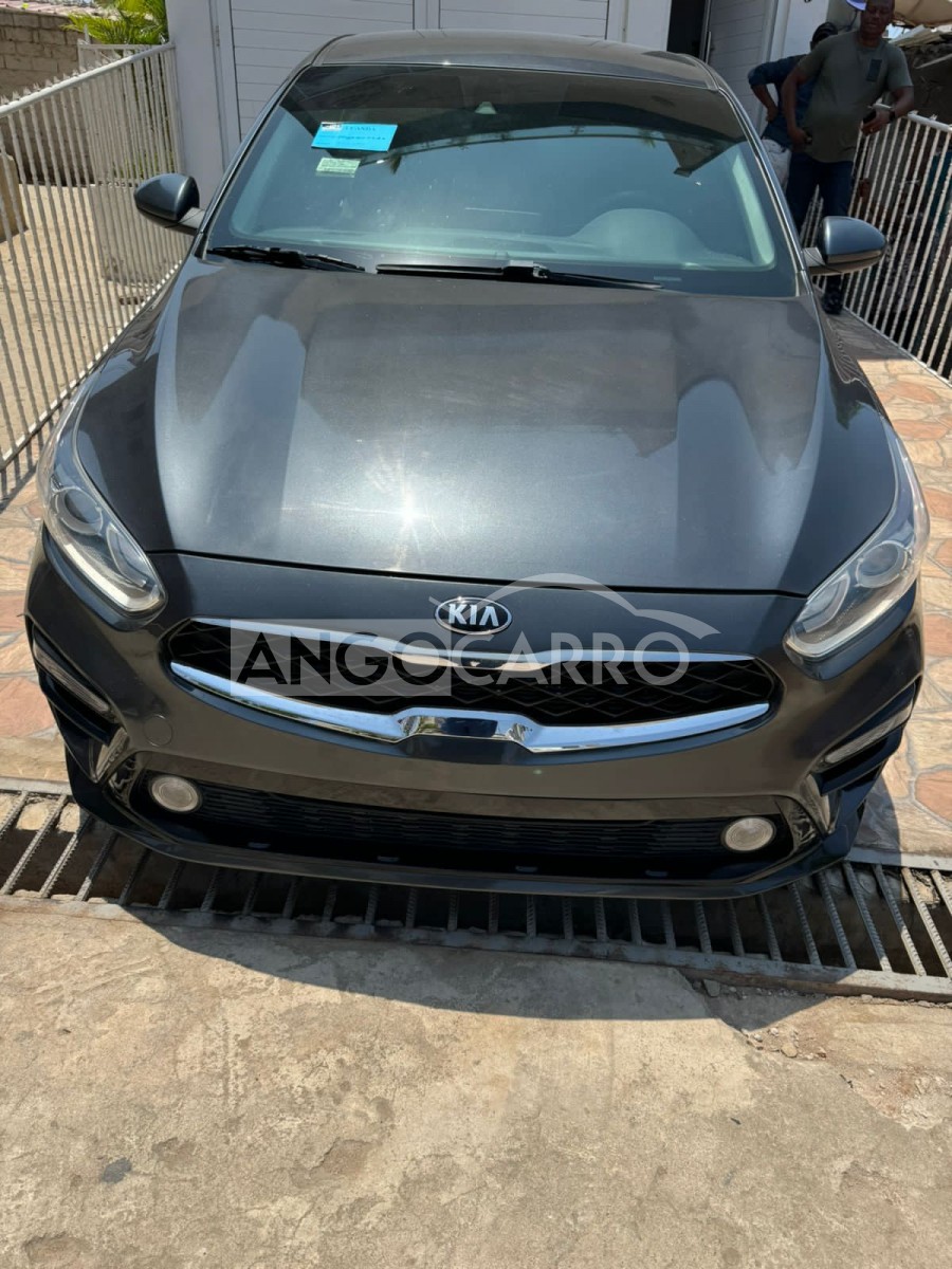 Kia Forte Koup 2020 (Gasolina) - Angocarro