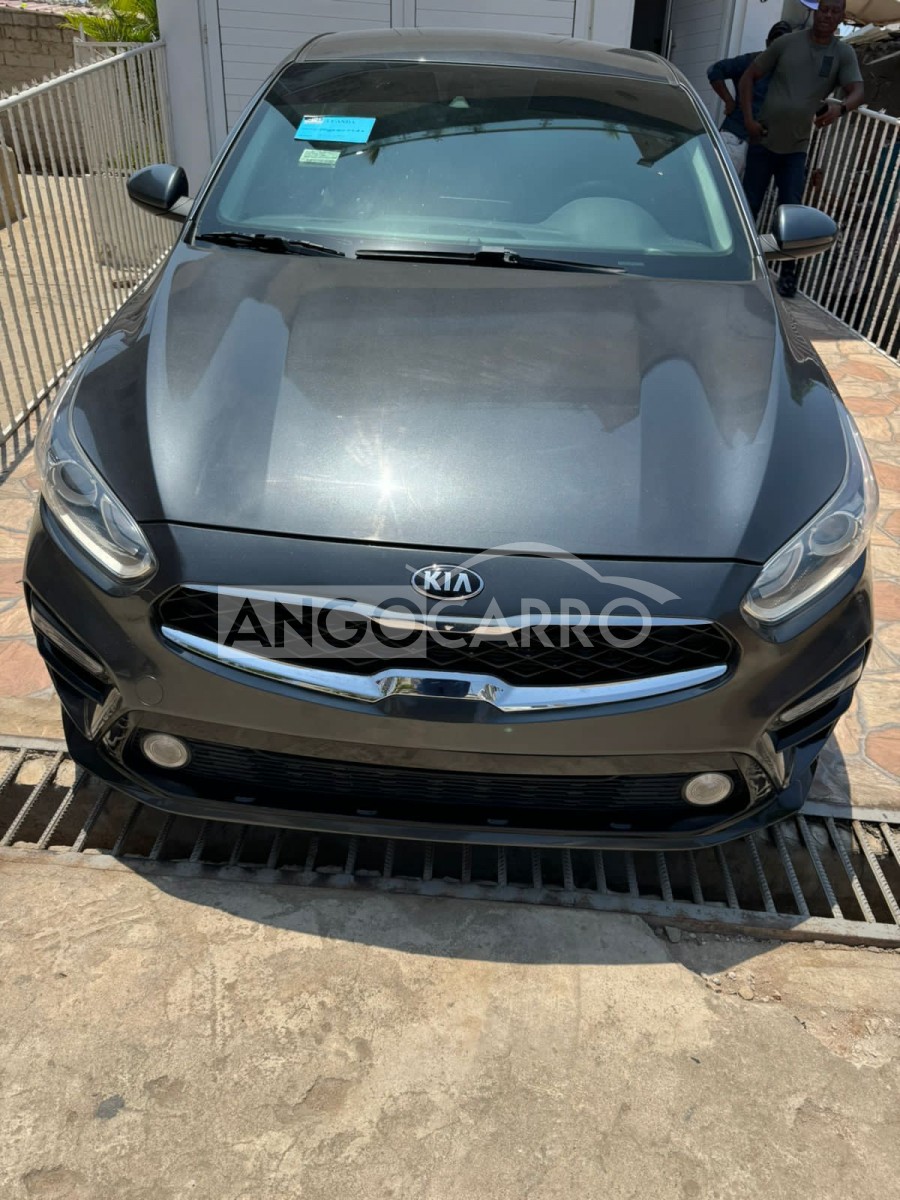 Kia Forte Koup 2020 (gasolina) - Angocarro