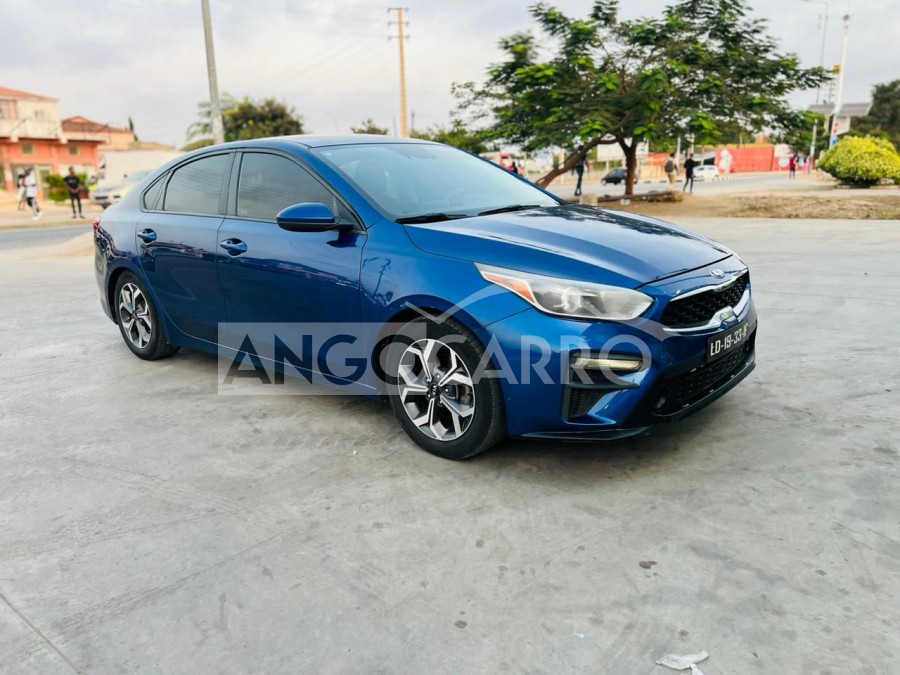 Kia Forte Koup 2022 (Gasolina) - Angocarro