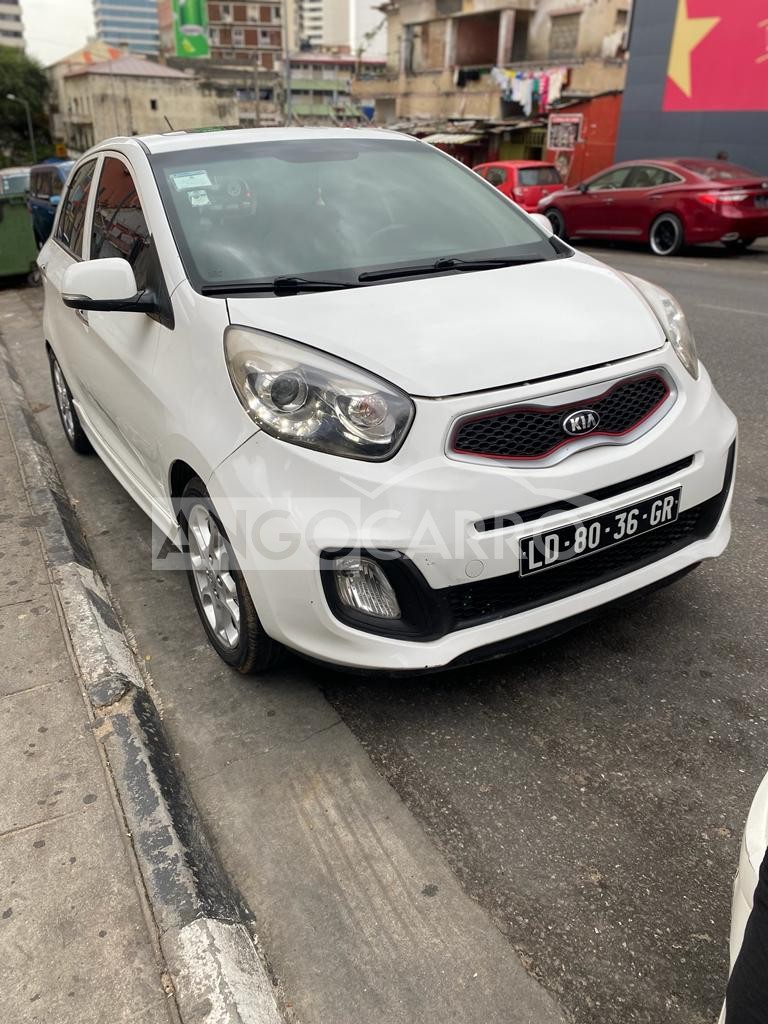 Kia Picanto 2016 (Gasolina) - Angocarro