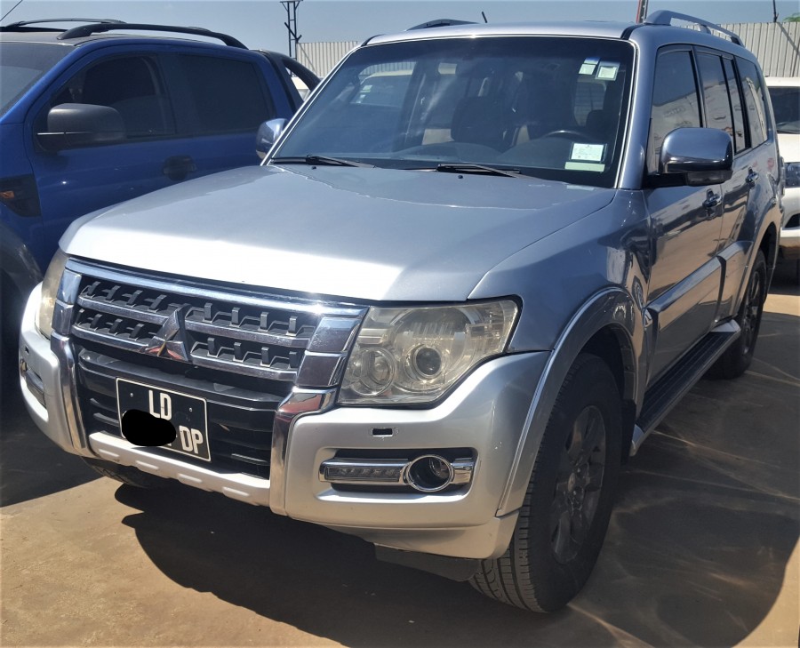 Mitsubishi pajero 2012 года