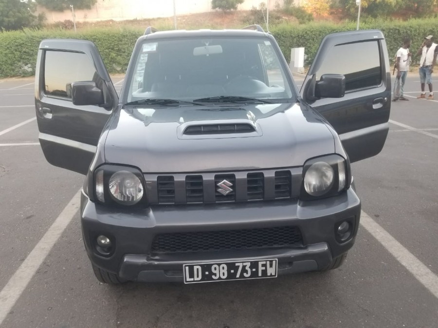 Suzuki jimny 2015