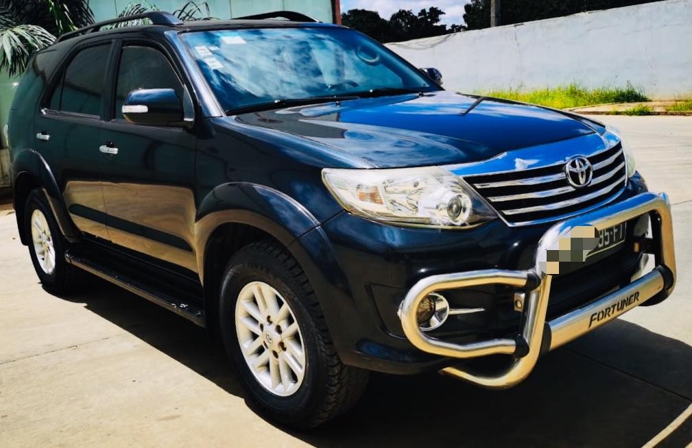 Toyota fortuner 2014