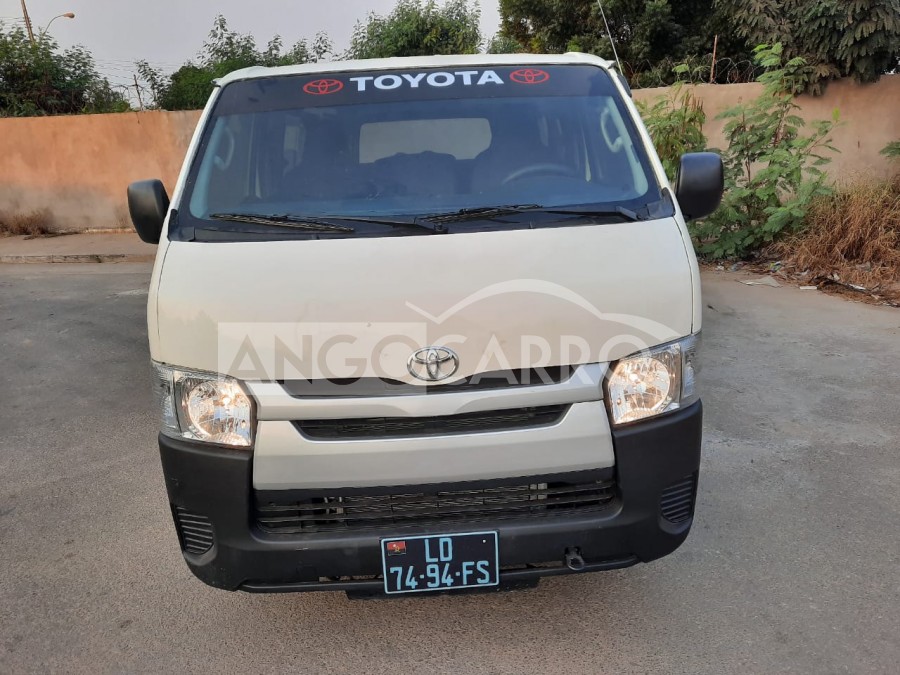 Toyota hiace 2014